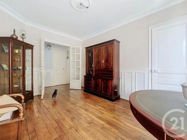 Appartement F3 à vendre  3 pièces - 67,72 m 2   PARIS  - 75020