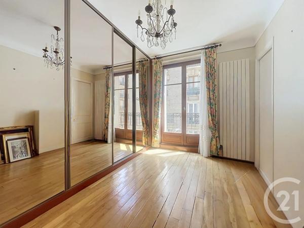 Appartement F3 à vendre  3 pièces - 67,72 m 2   PARIS  - 75020