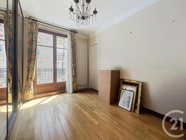 Appartement F3 à vendre  3 pièces - 67,72 m 2   PARIS  - 75020