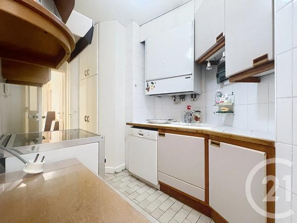 Appartement F3 à vendre  3 pièces - 67,72 m 2   PARIS  - 75020