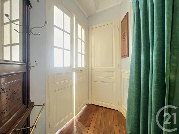 Appartement F3 à vendre  3 pièces - 67,72 m 2   PARIS  - 75020