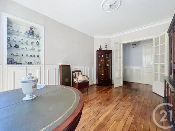 Appartement F3 à vendre  3 pièces - 67,72 m 2   PARIS  - 75020