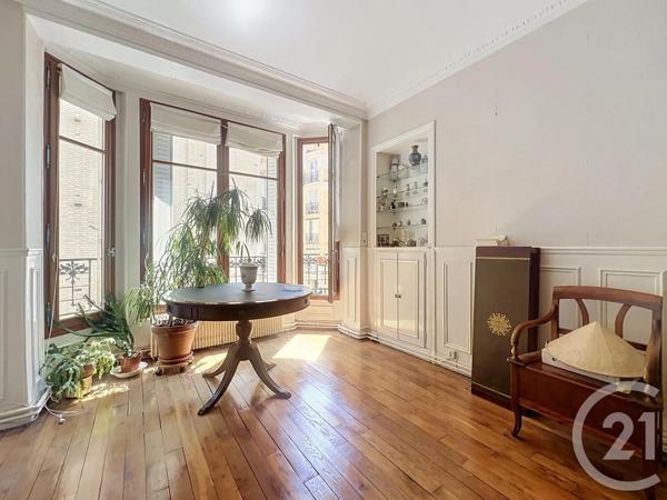 Appartement F3 à vendre  3 pièces - 67,72 m 2   PARIS  - 75020
