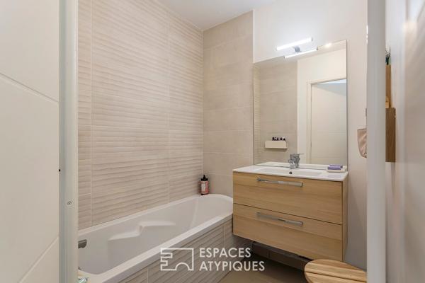 Duplex contemporain avec jardin dans le centre d’Ecully