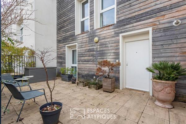 Duplex contemporain avec jardin dans le centre d’Ecully