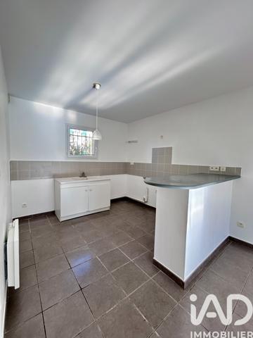 Maison à vendre 4 pièces 80 m² Vinassan