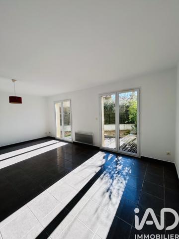 Maison à vendre 4 pièces 80 m² Vinassan