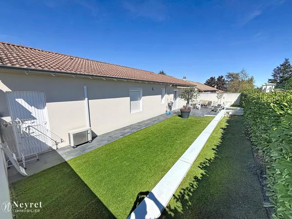 Maison de plain-pied 86 m² – Mornant, secteur La Condamine – 2 chambres, garage et extérieur aménagé