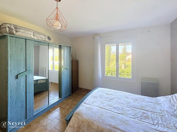 Maison de plain-pied 86 m² – Mornant, secteur La Condamine – 2 chambres, garage et extérieur aménagé