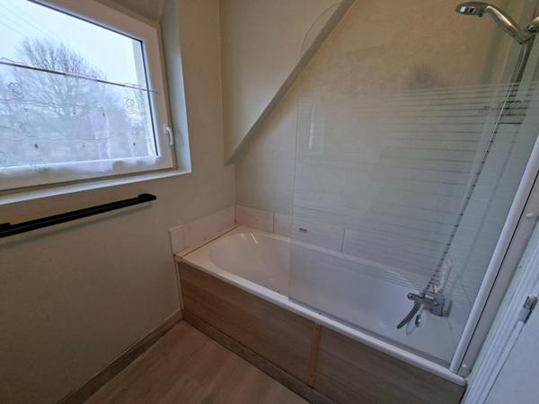 Maison familiale avec piscine à vendre a Plestin-les-Grèves