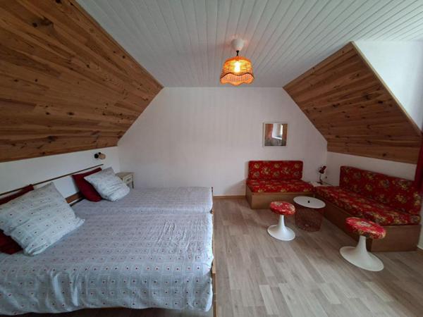 Maison familiale avec piscine à vendre a Plestin-les-Grèves
