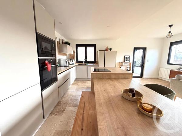 Maison à vendre  5 pièces - 104 m 2   BOIS GUILLAUME  - 76