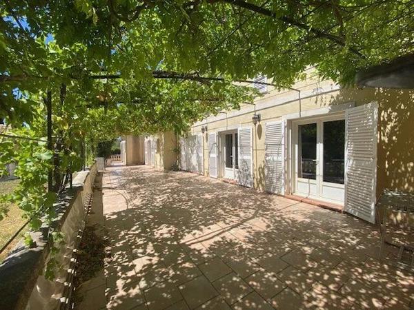 Vente Villa 6 pièces 267 m2 à Solliès-Pont