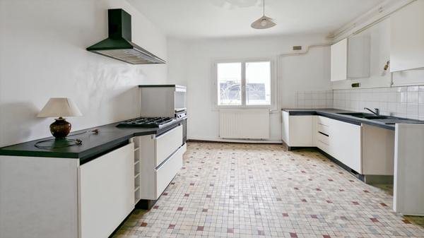A VENDRE - Ensemble de deux logement de 255m² proche des commodités