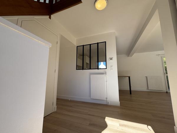 A LOUER. Libre au 05/10/2026. Ergué-Gabéric, Maison de 79 m², Renovée avec Garage et Jardin