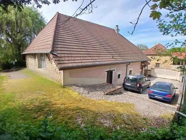 Maison et son studio avec terrain constructible