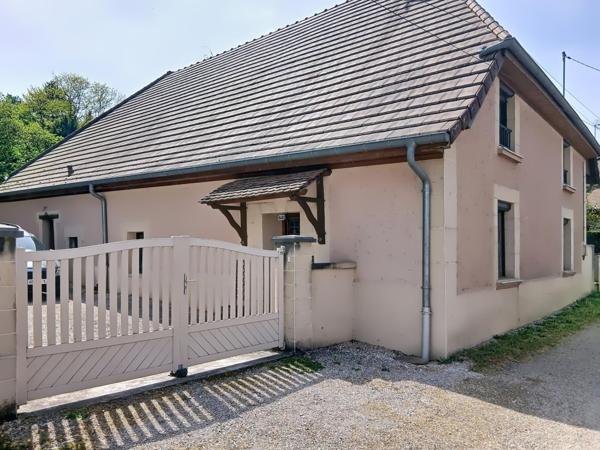 Maison et son studio avec terrain constructible