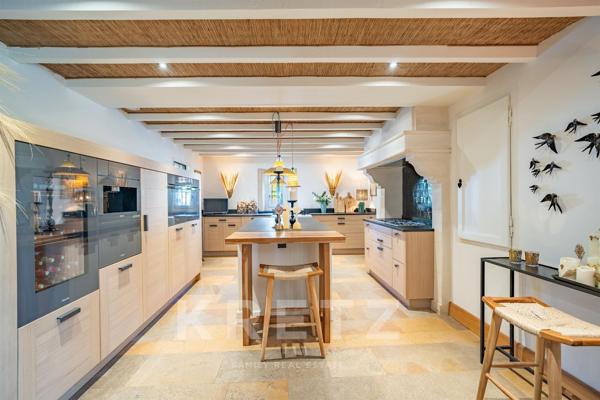 Eysines, Demeure de caractère 305m², inspirée par l'art de vivre méditerranéen