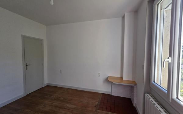 Appartement à vendre    2 pièces • 47 m2 Albi