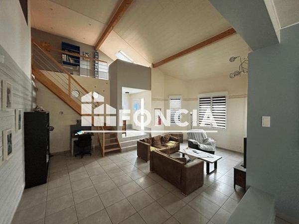 Location Maison 7 pièces 208.3 m² - 14 COUR DE FAULQUEMONT 57580 VATIMONT Vatimont 57580