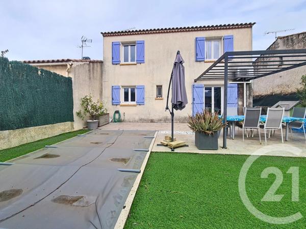 Maison à vendre  5 pièces - 101,40 m2 ARLES - 13