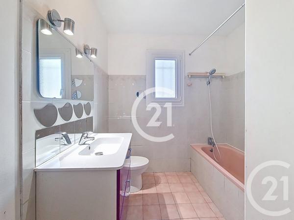 Maison à vendre  5 pièces - 101,40 m2 ARLES - 13