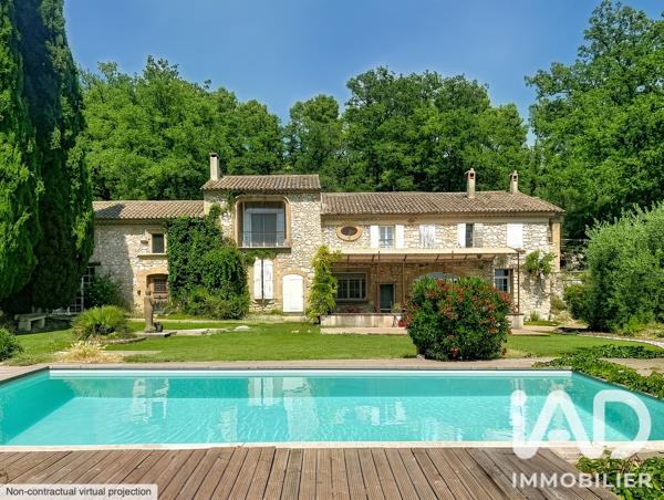 Maison à vendre 11 pièces 370 m² Cadenet