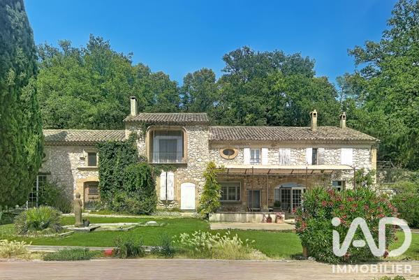 Maison à vendre 11 pièces 370 m² Cadenet