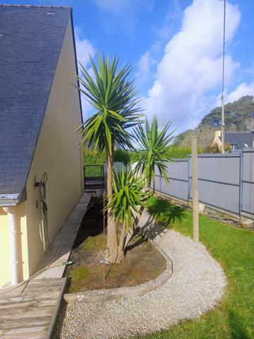 Maison à KERLAZ, 29100 - 5 pièces 140m²