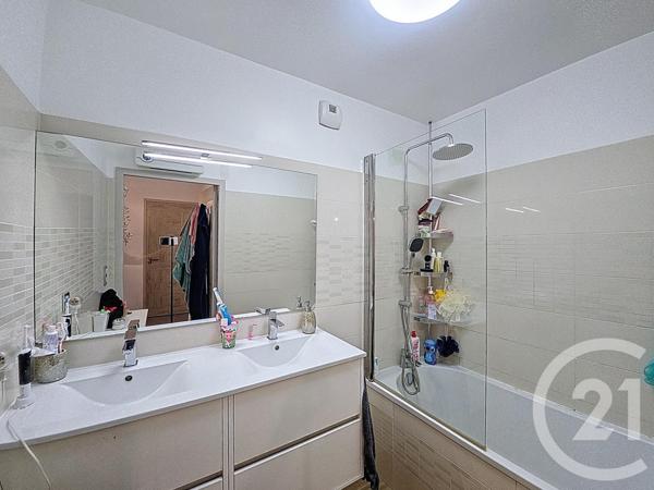 Appartement F3 à vendre  3 pièces - 69,76 m2 SARROLA CARCOPINO - 201