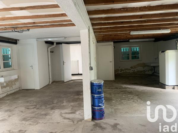 Maison 4 pièces de 76 m² à Gond-Pontouvre (16160)