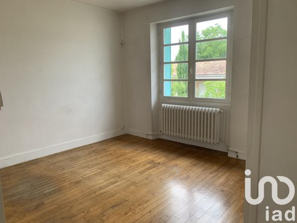 Maison 4 pièces de 76 m² à Gond-Pontouvre (16160)