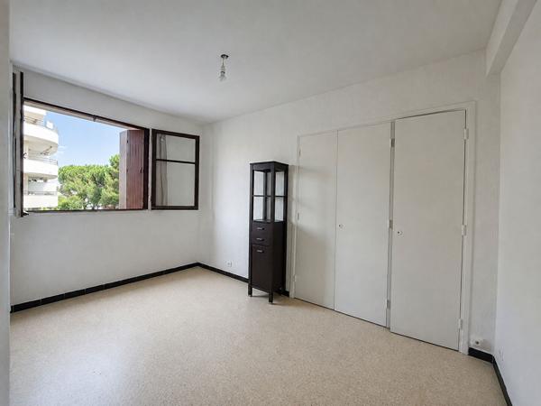 Appartement 4 pièces - Pinède - Parking et cave