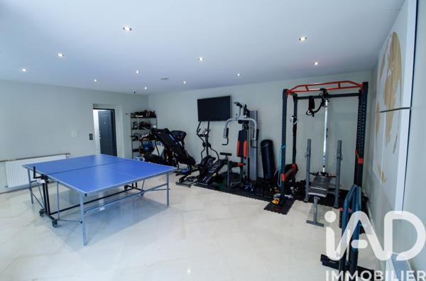 Maison à vendre 9 pièces 434 m² Saint-Brice-sous-Forêt