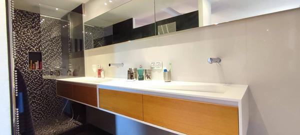 Antibes – Adresse Confidentielle