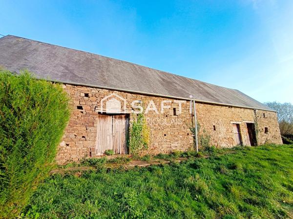 TRES GRANDE LONGERE EN PIERRES