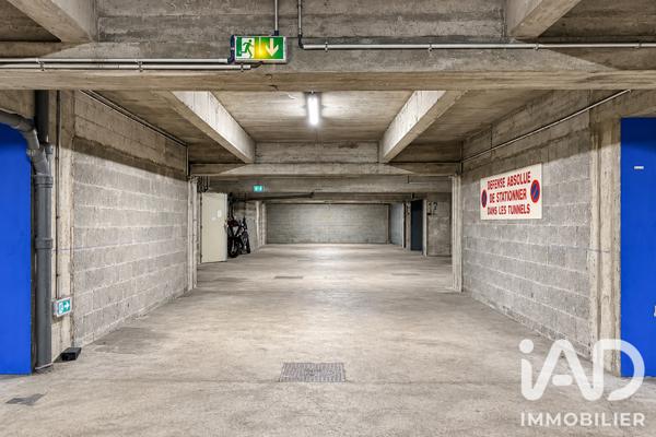 Parking à vendre 20 m² Paris 8