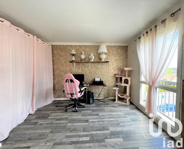 Appartement 4 pièces de 113 m² à Maromme (76150)