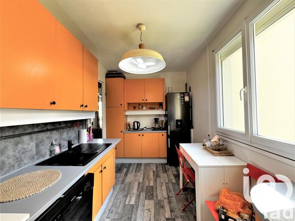 Appartement 4 pièces de 113 m² à Maromme (76150)