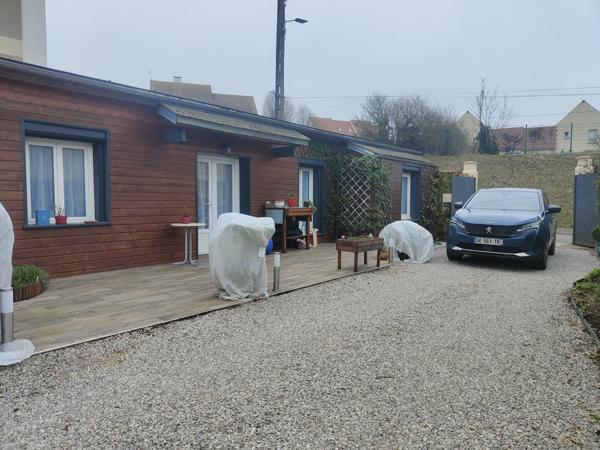 MAISON DE CHARME RENOVEE DE 105 M² HABITABLE AVEC ABRI DE JARDIN SUR 350 M² DE TERRAIN CLOS AU CALME Beauvais (60000)