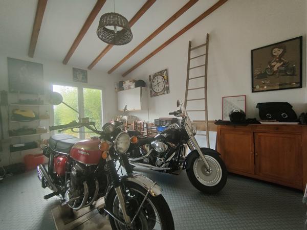 MAISON DE CHARME RENOVEE DE 105 M² HABITABLE AVEC ABRI DE JARDIN SUR 350 M² DE TERRAIN CLOS AU CALME Beauvais (60000)