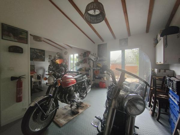 MAISON DE CHARME RENOVEE DE 105 M² HABITABLE AVEC ABRI DE JARDIN SUR 350 M² DE TERRAIN CLOS AU CALME Beauvais (60000)