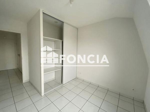 Location Appartement 3 pièces 50.7 m² - 117 A 125 BIS RUE DE LA VENDEE Cholet 49300