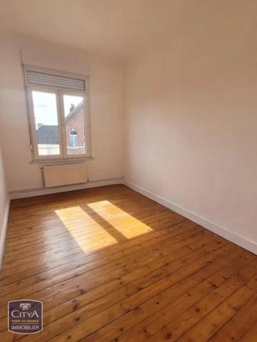 Appartement à louer 2 pièces 51.02m² Maubeuge (59600)