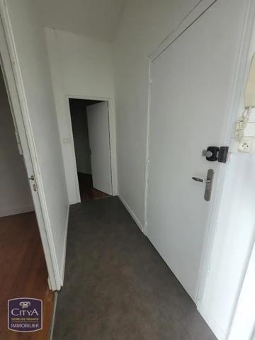 Appartement à louer 2 pièces 51.02m² Maubeuge (59600)