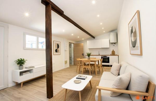 Appartement 2 pièces avec une terrasse de 23m²