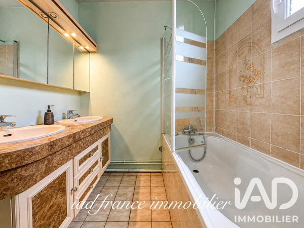 Maison à vendre 5 pièces 109 m² Triel-sur-Seine