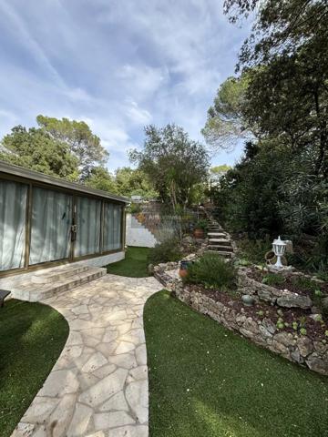 Vente Terrain 442 m2 à Fréjus