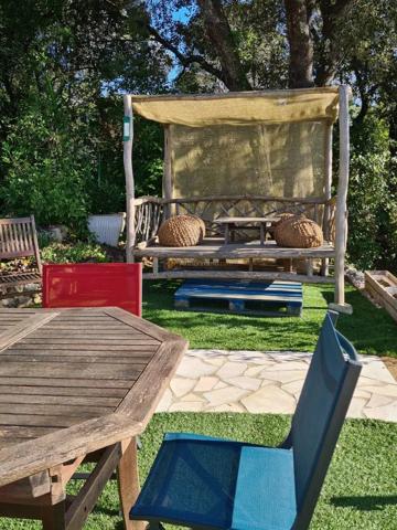 Vente                                                      Terrain
                        
                                         442 m2                     à Fréjus
