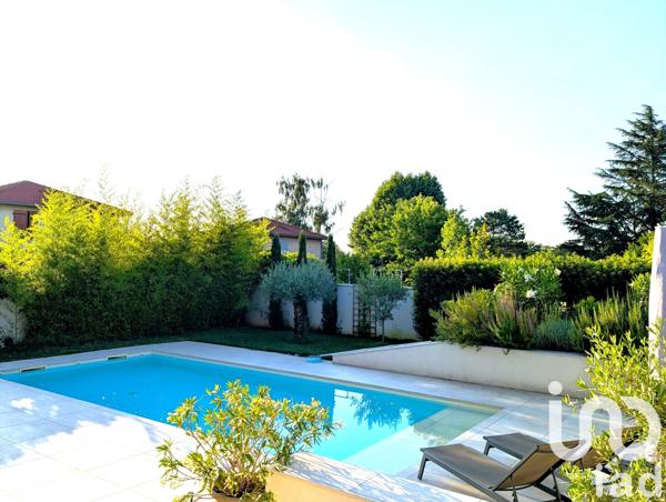 Maison à vendre 7 pièces 229 m² Saint-Didier-au-Mont-d'Or